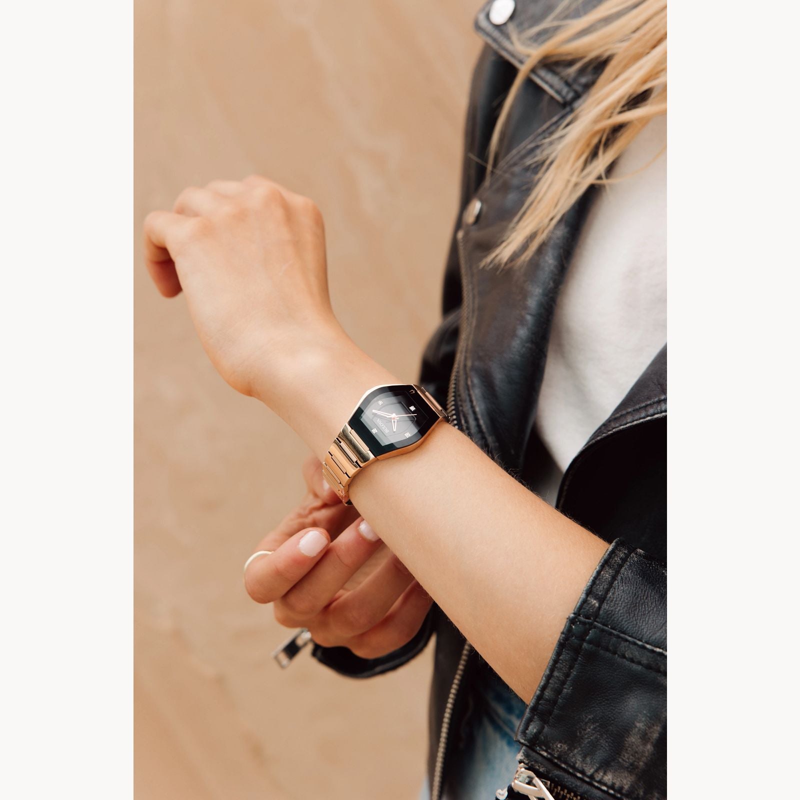 Bulova Futuro 97P158 Dama